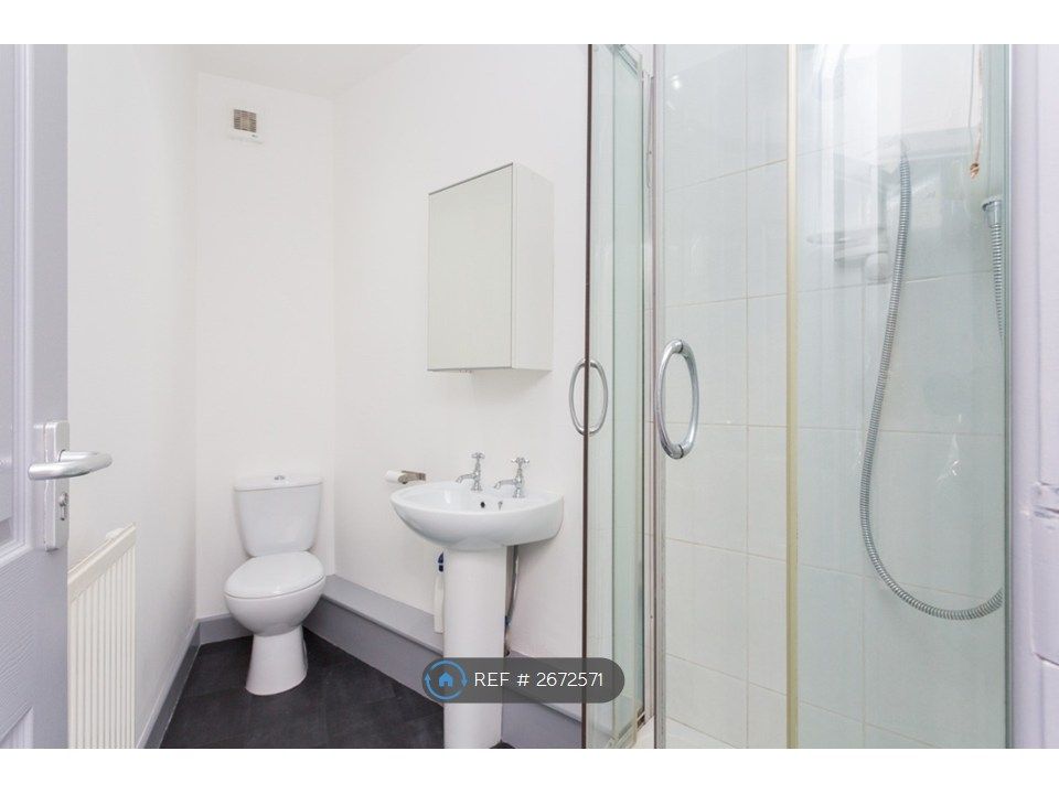 Property photo 3 of 29