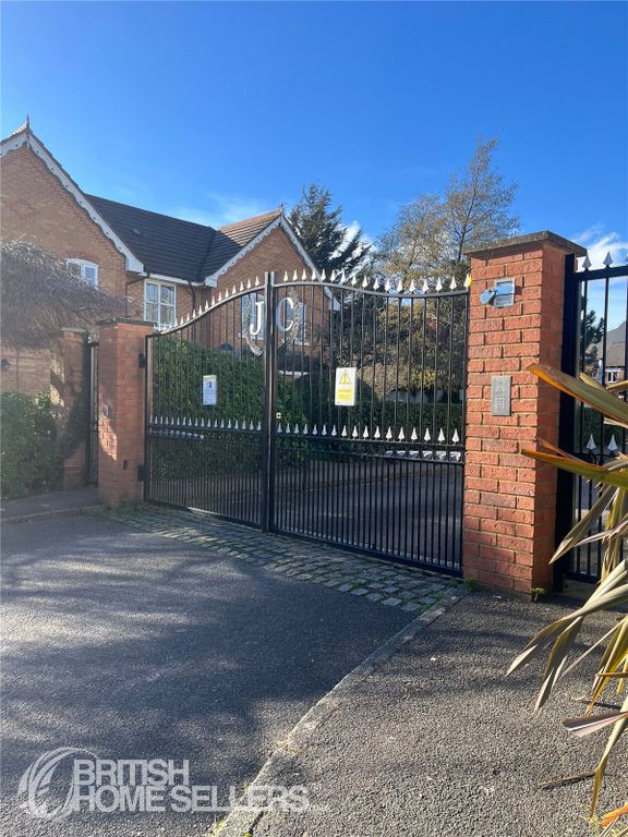 Property photo 2 of 12 Picture No. 03