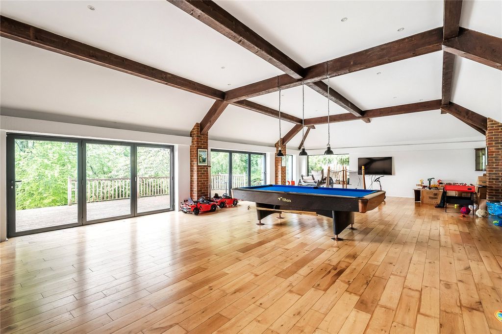 Property photo 2 of 20 Games Room