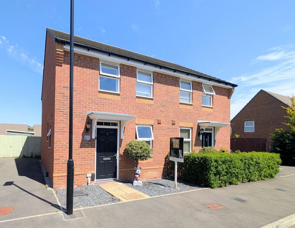 Property photo 1 of 24