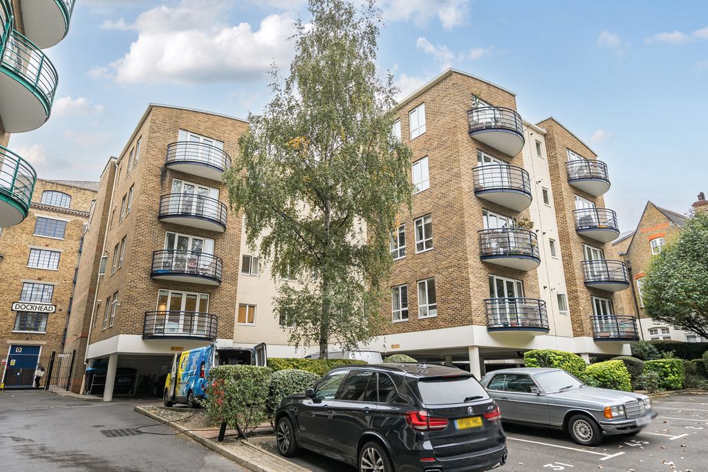 Property photo 2 of 19 External