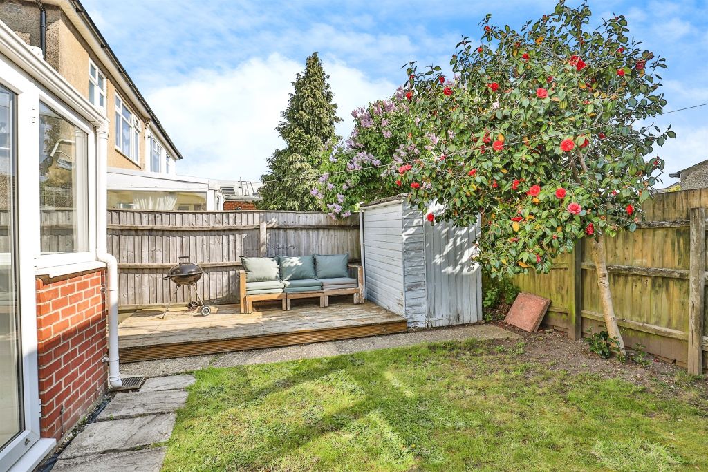 Property photo 2 of 17