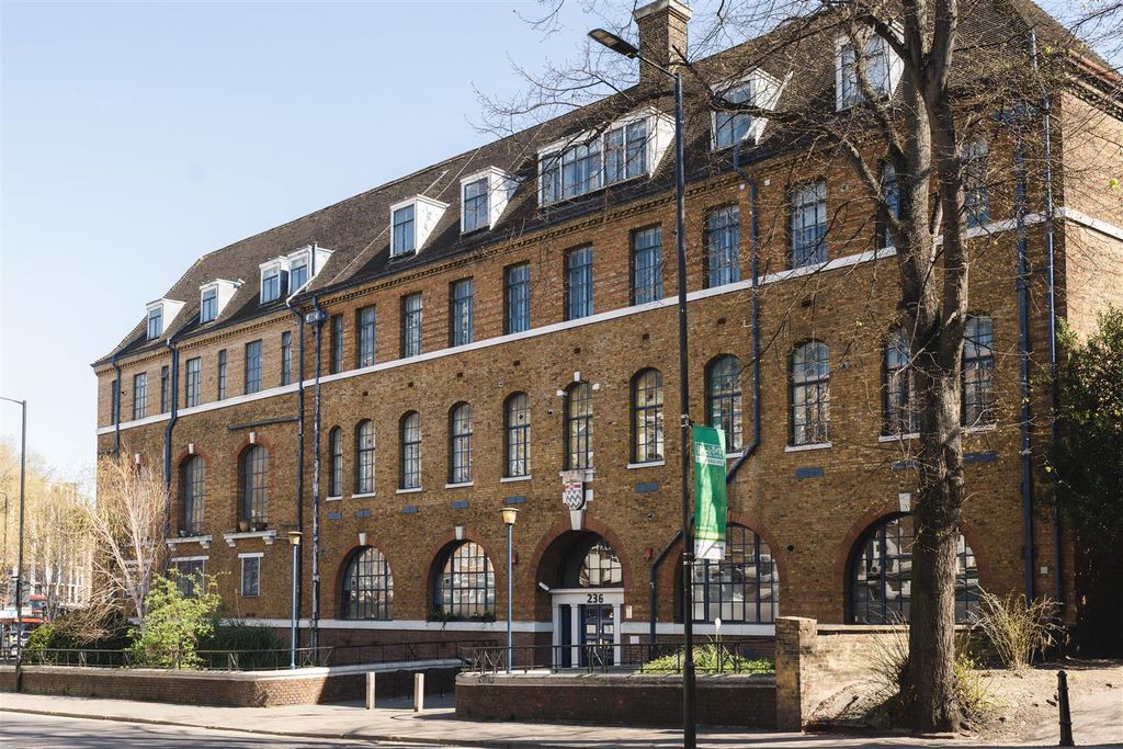 Property photo 1 of 30 Academy Externals-2.Jpg