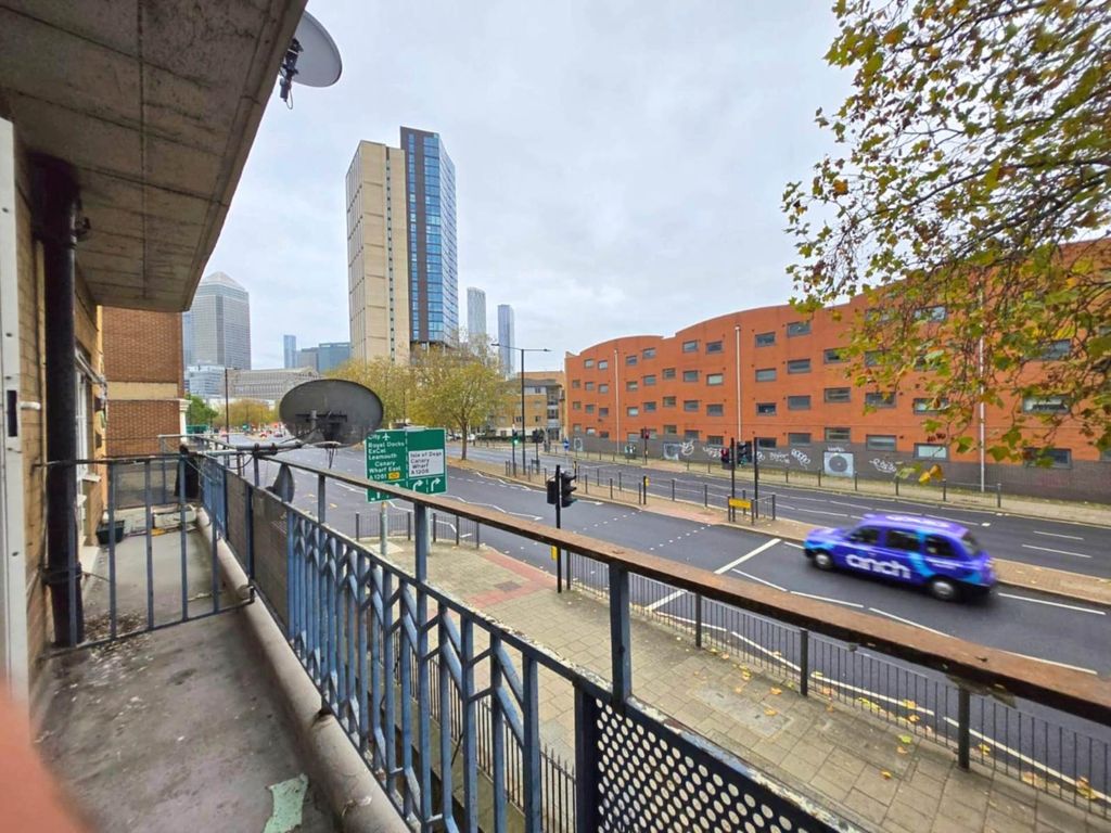 Property photo 2 of 8