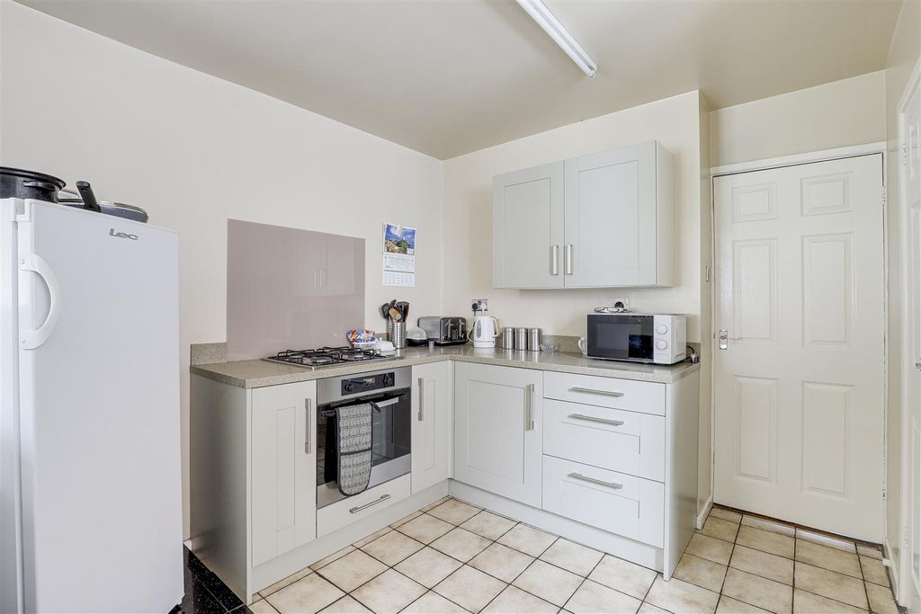 Property photo 3 of 21 3349.Jpg