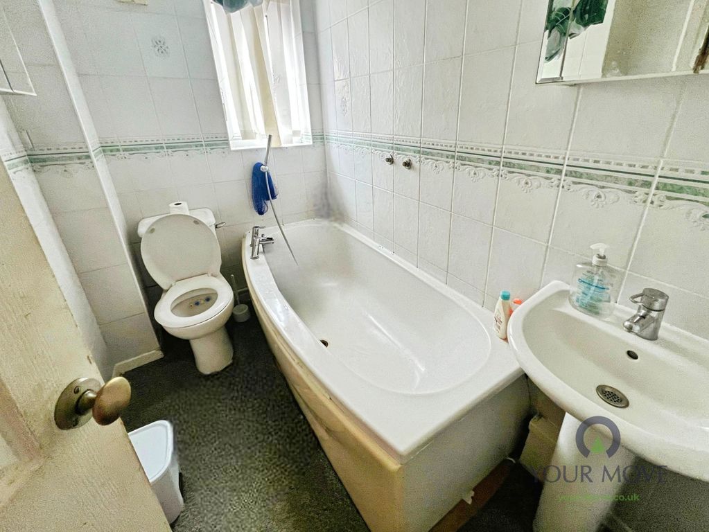 Property photo 3 of 7 Pbox-Img.Jpg