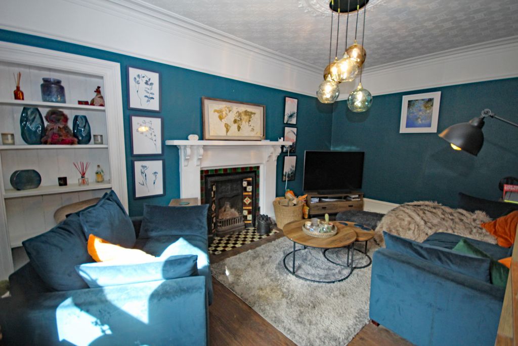 Property photo 3 of 33