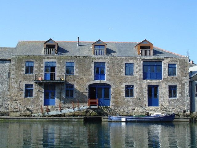 Property photo 2 of 6 Photo 4