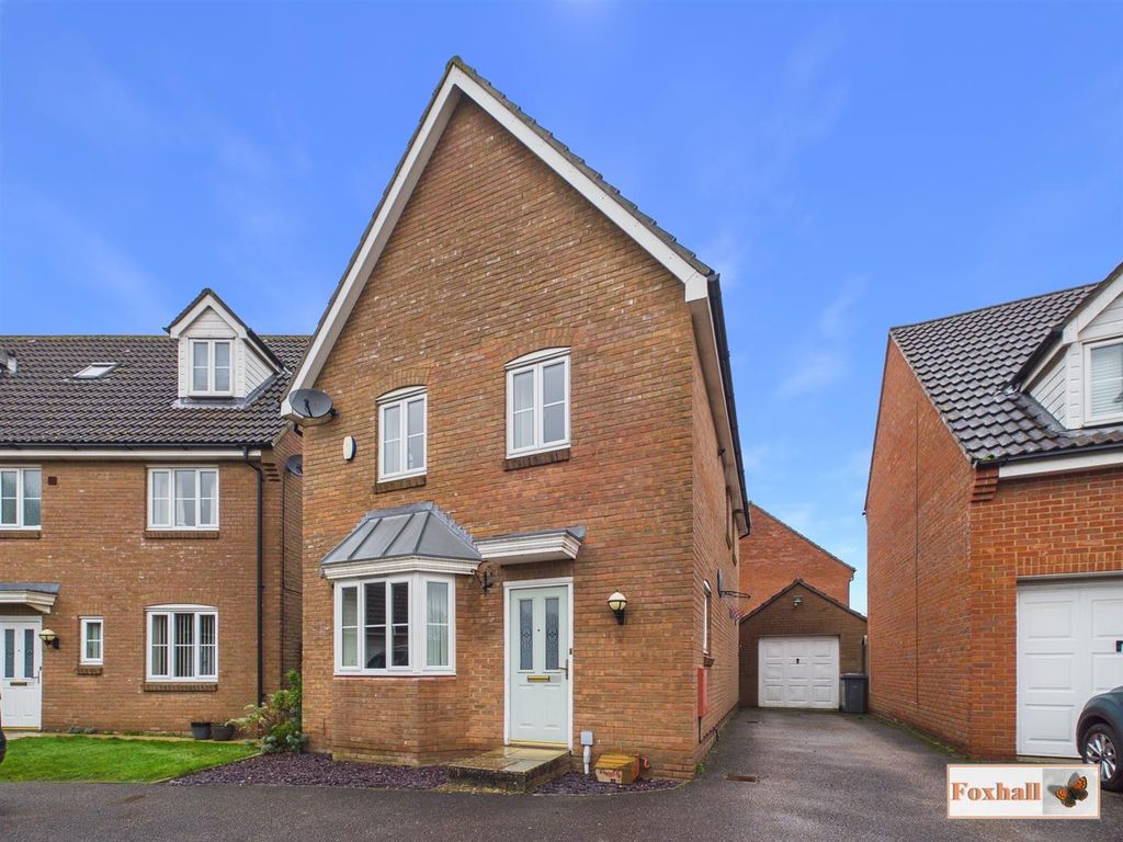 Property photo 1 of 24 Front Garden