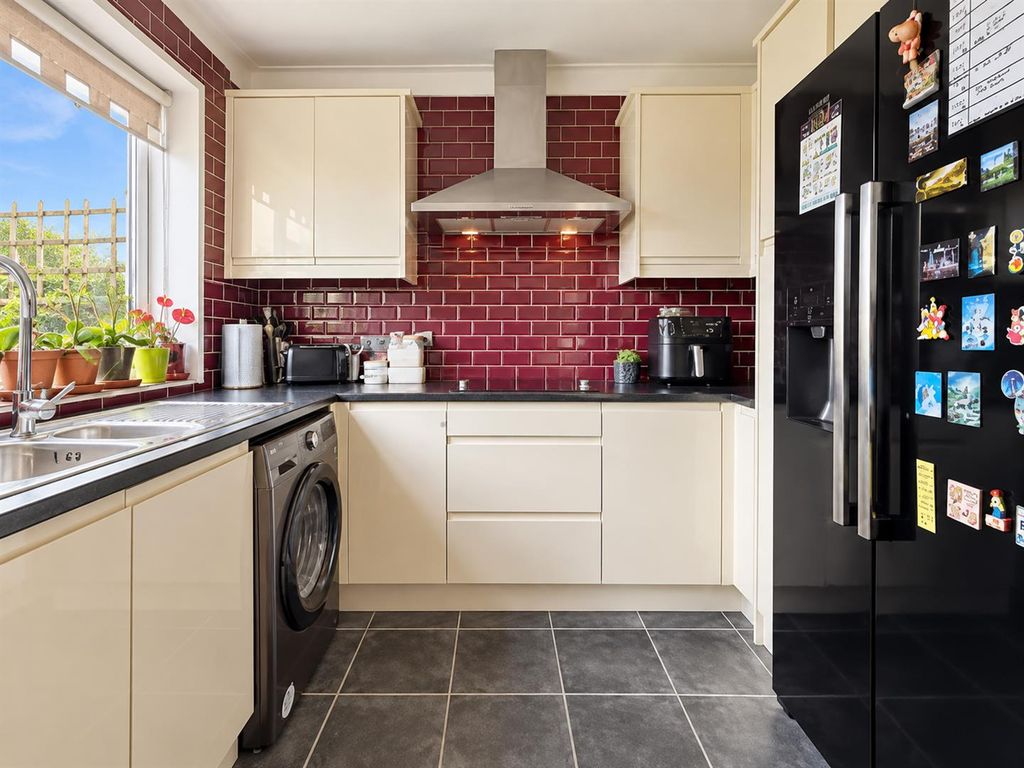 Property photo 3 of 15 Untitled7.Png