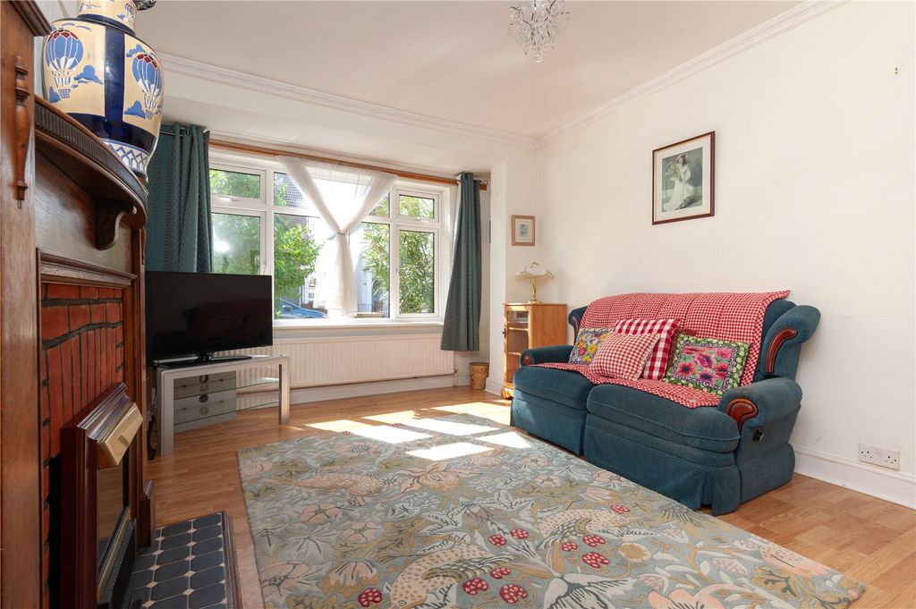 Property photo 3 of 15 Picture No. 05