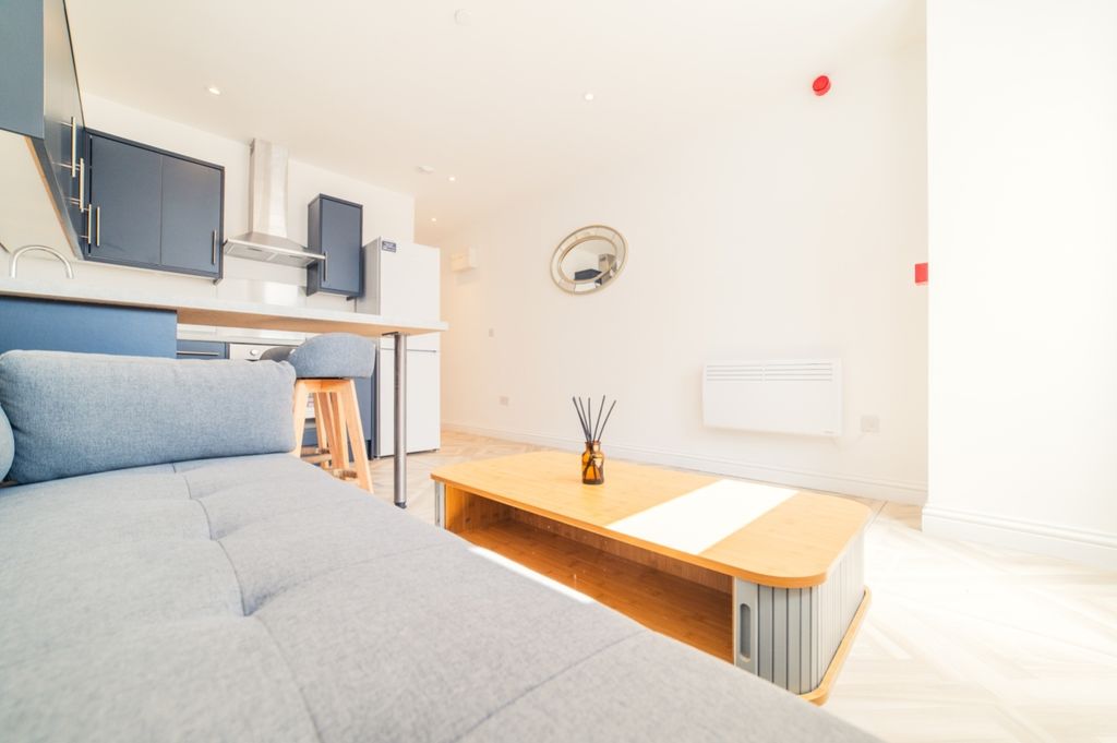 Property photo 3 of 11 Lrg_Call 02920 668585 To Secure Your Viewing 5