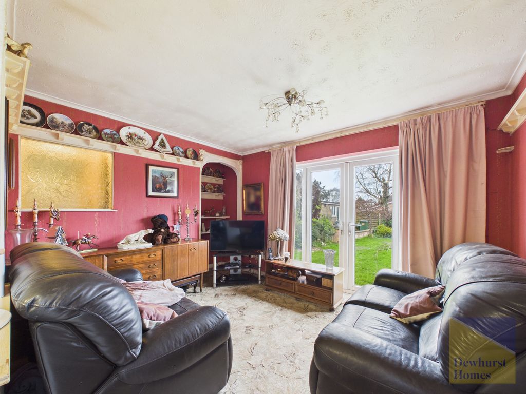 Property photo 2 of 11