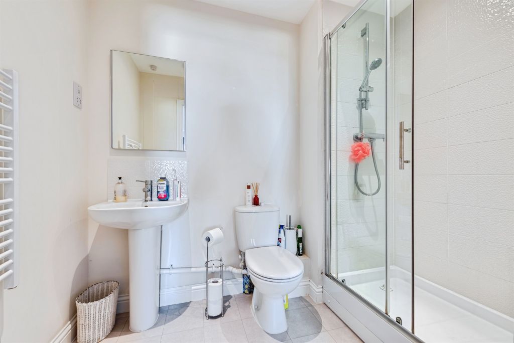 Additional image 7 of 2 bed flat for saleGuild Close, Witney OX28