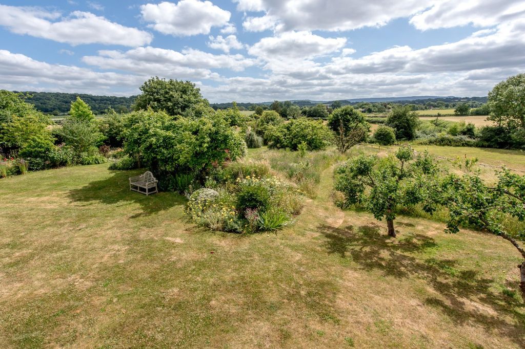 Property photo 2 of 28 Picture No. 47