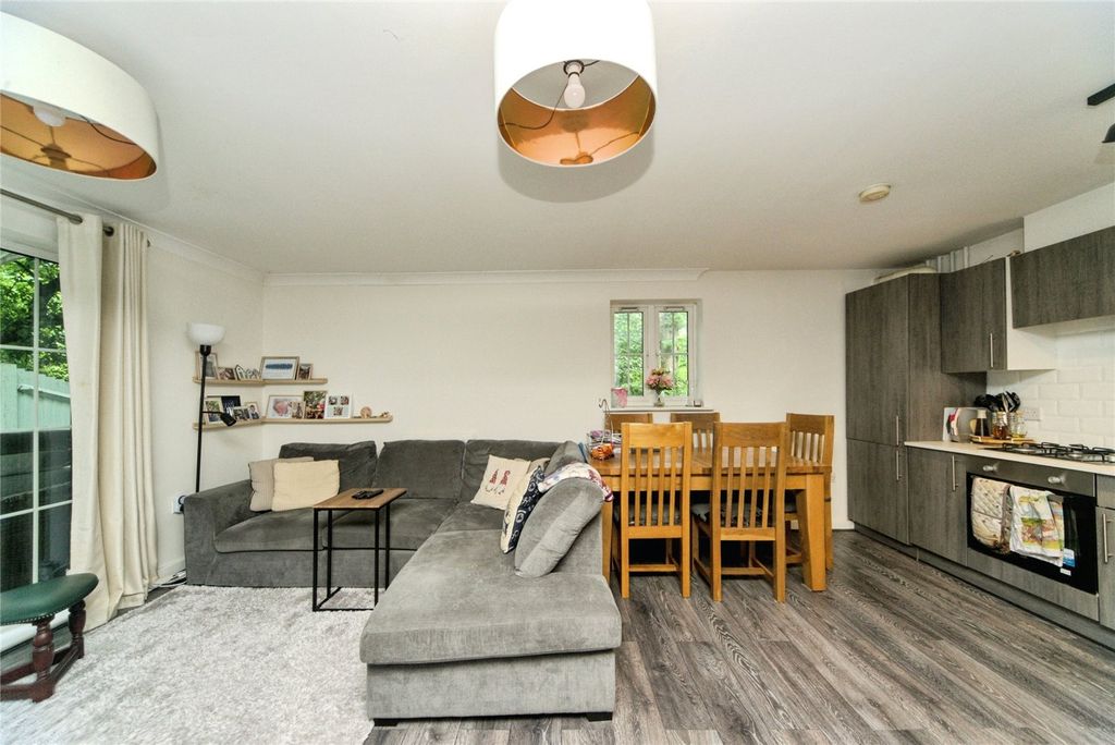 Property photo 2 of 16 Picture No. 07