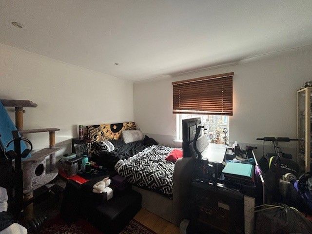 Property photo 3 of 4