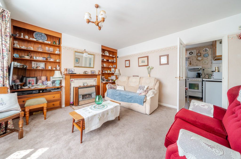 Property photo 3 of 13