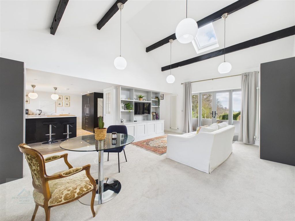 Property photo 2 of 18 Open Plan Living