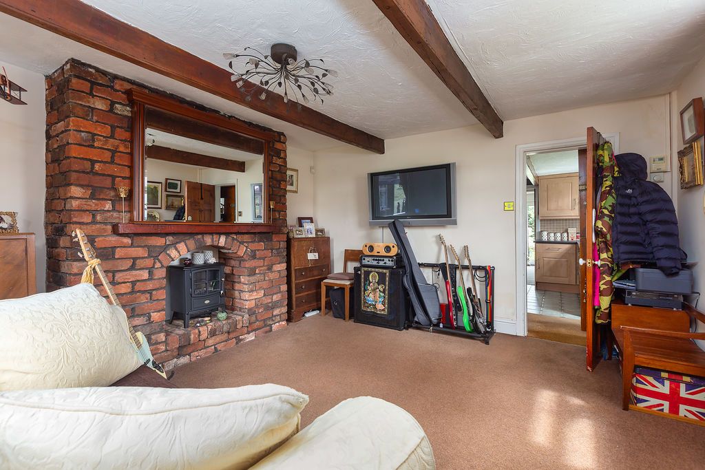 Property photo 3 of 33 Photo 9