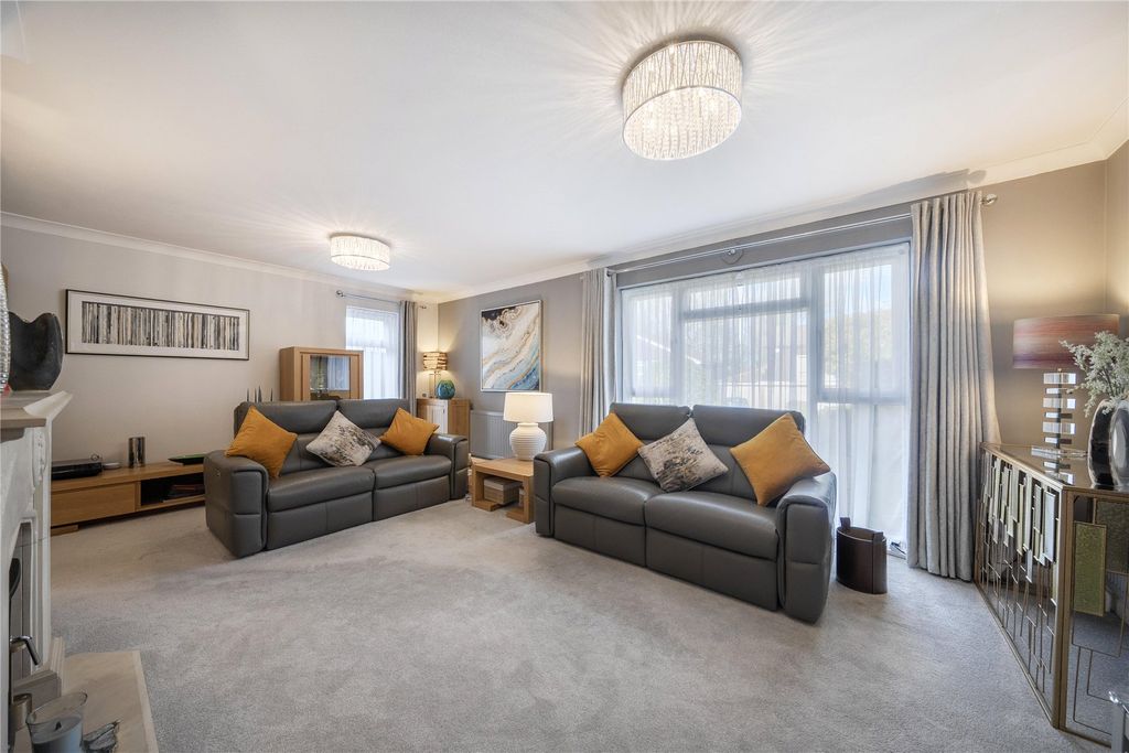 Property photo 3 of 19 Picture No. 11