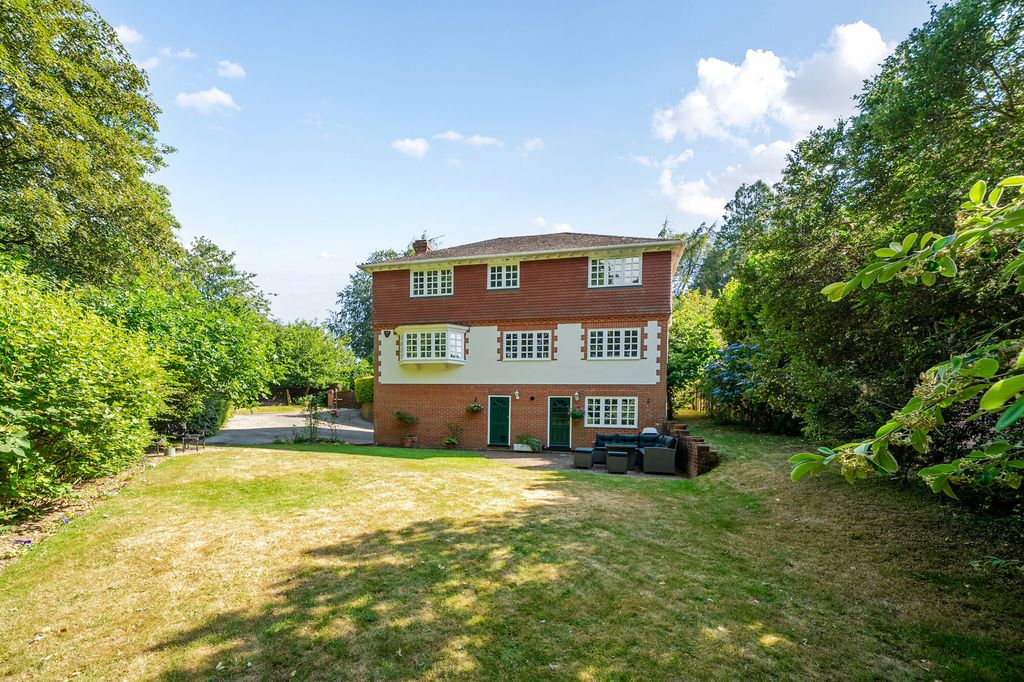Property photo 1 of 13