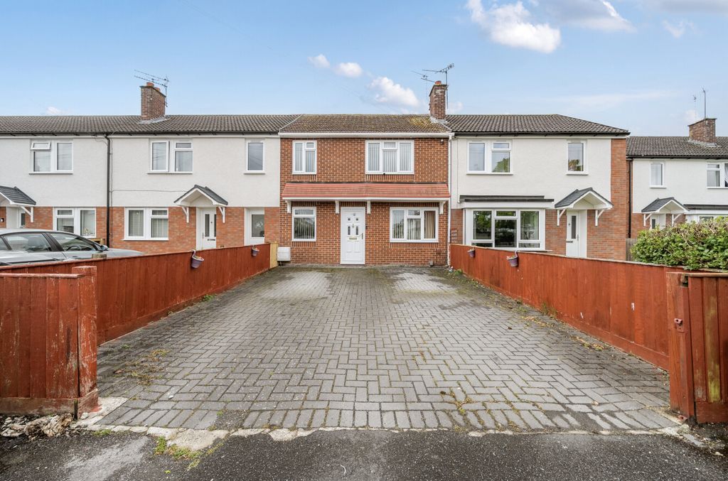 Property photo 1 of 14 146473316A0c38934d489
