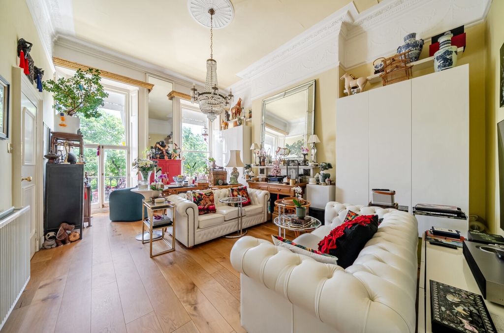 Property photo 2 of 12 1456830-8-6A03132...