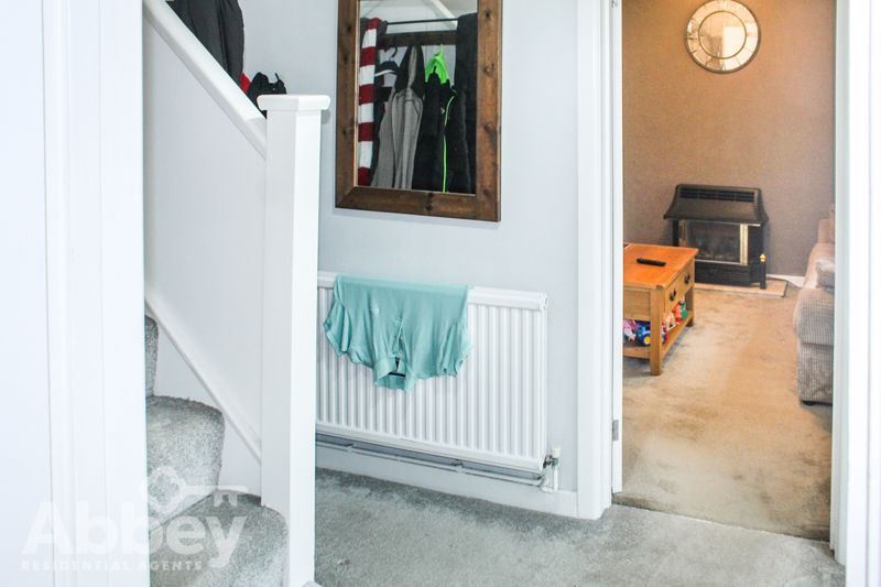 Property photo 3 of 12 Hall
