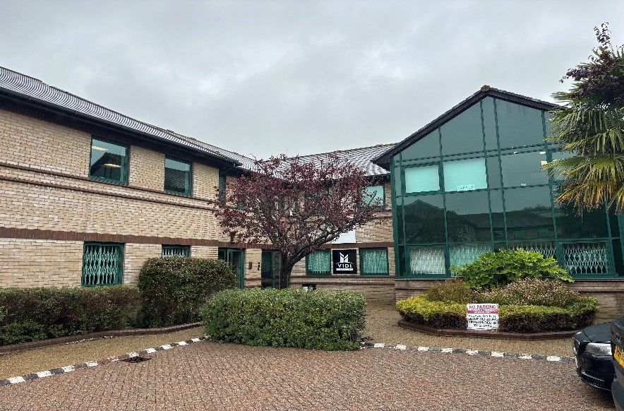 Property photo 3 of 8