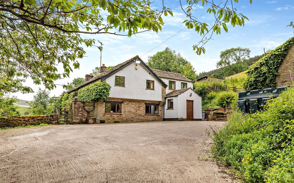 Property photo 1 of 19 Rear Elevation