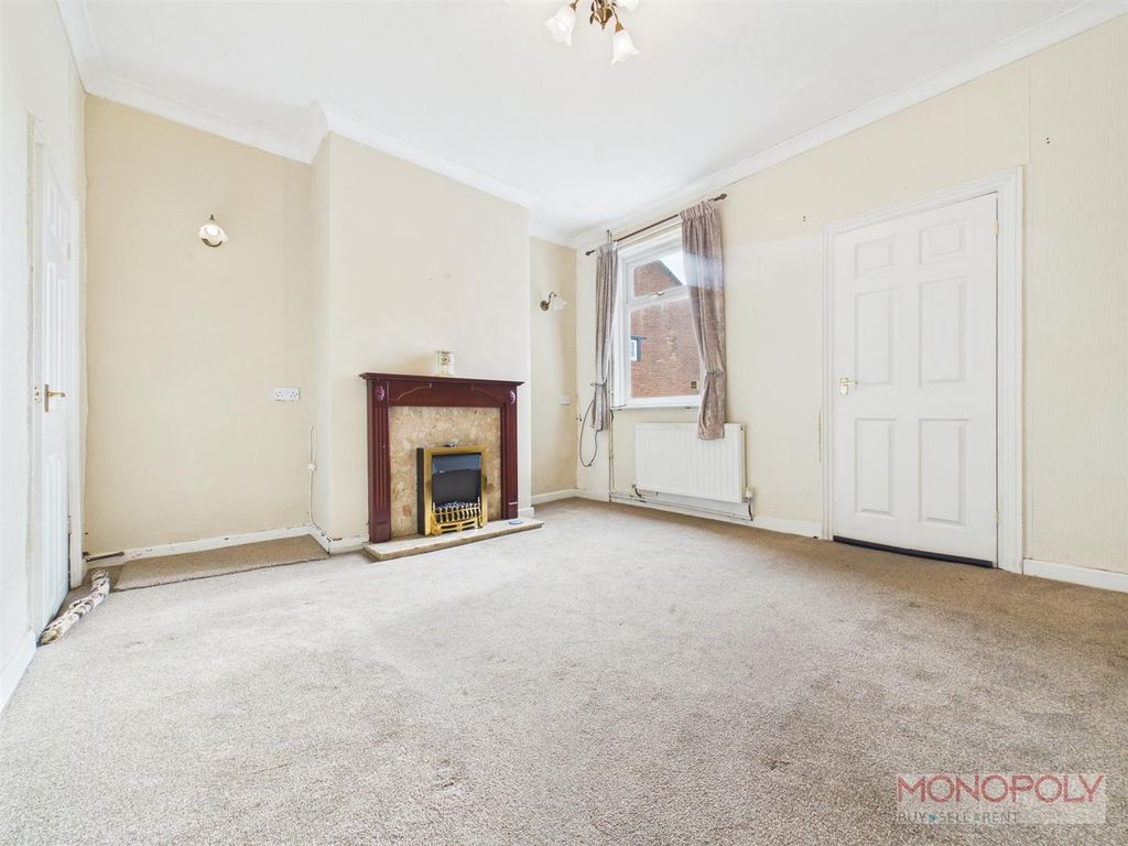 Property photo 3 of 14 Cam01943G0-Pr0626-Still001.Jpg