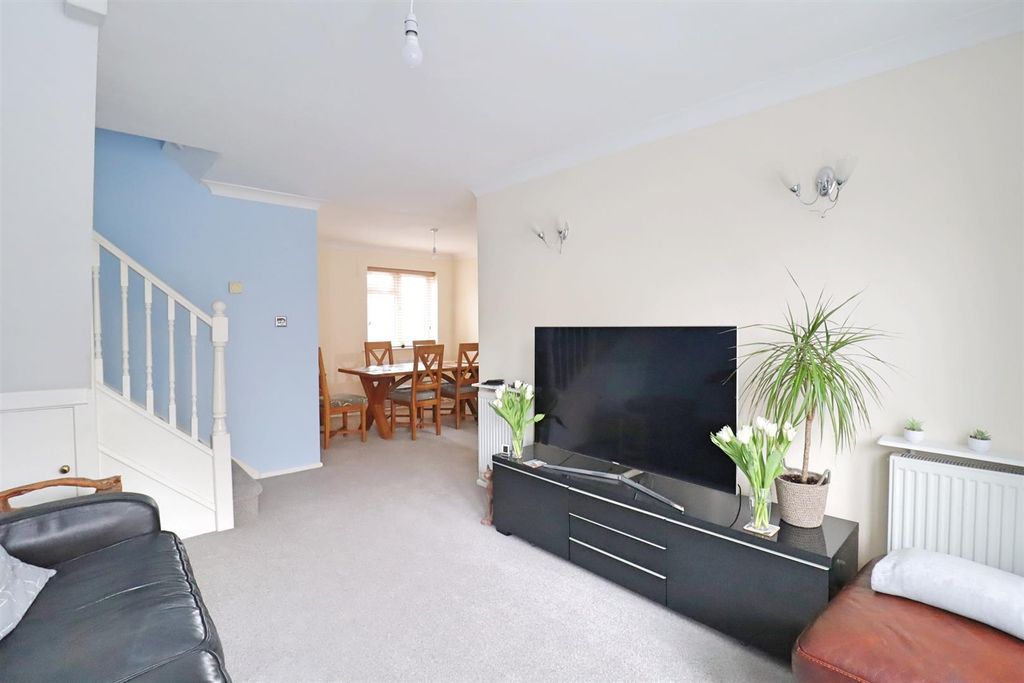 Property photo 2 of 15 Img_2174.Jpg