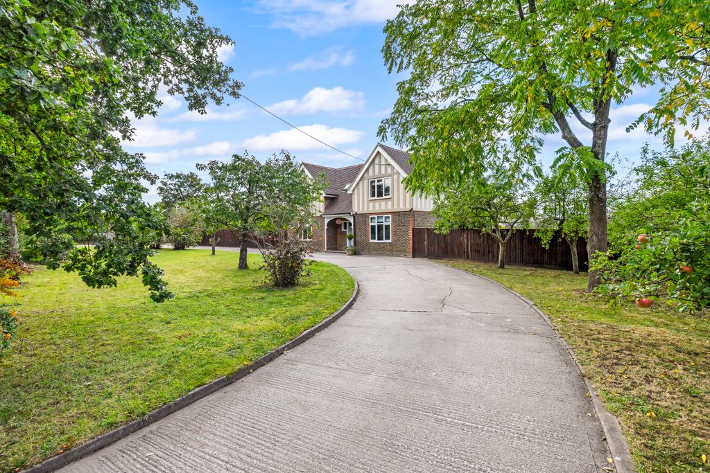 Property photo 3 of 39 House (2).Jpg