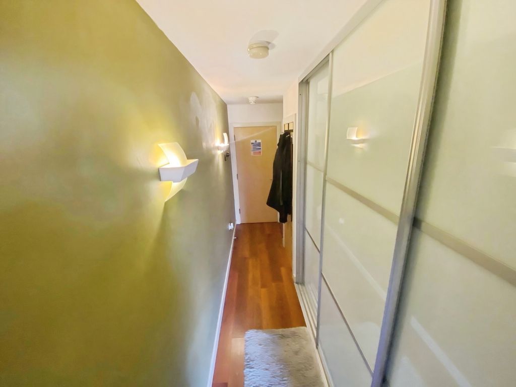 Property photo 2 of 7 Pbox-Img.Jpg