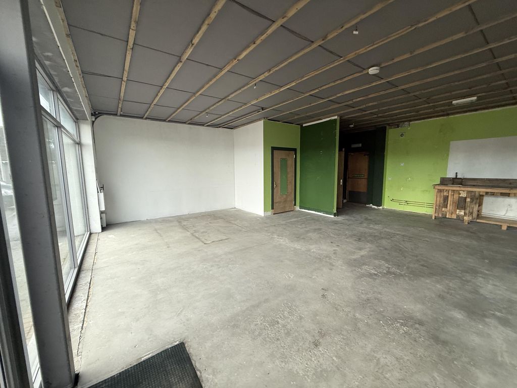 Property photo 2 of 3