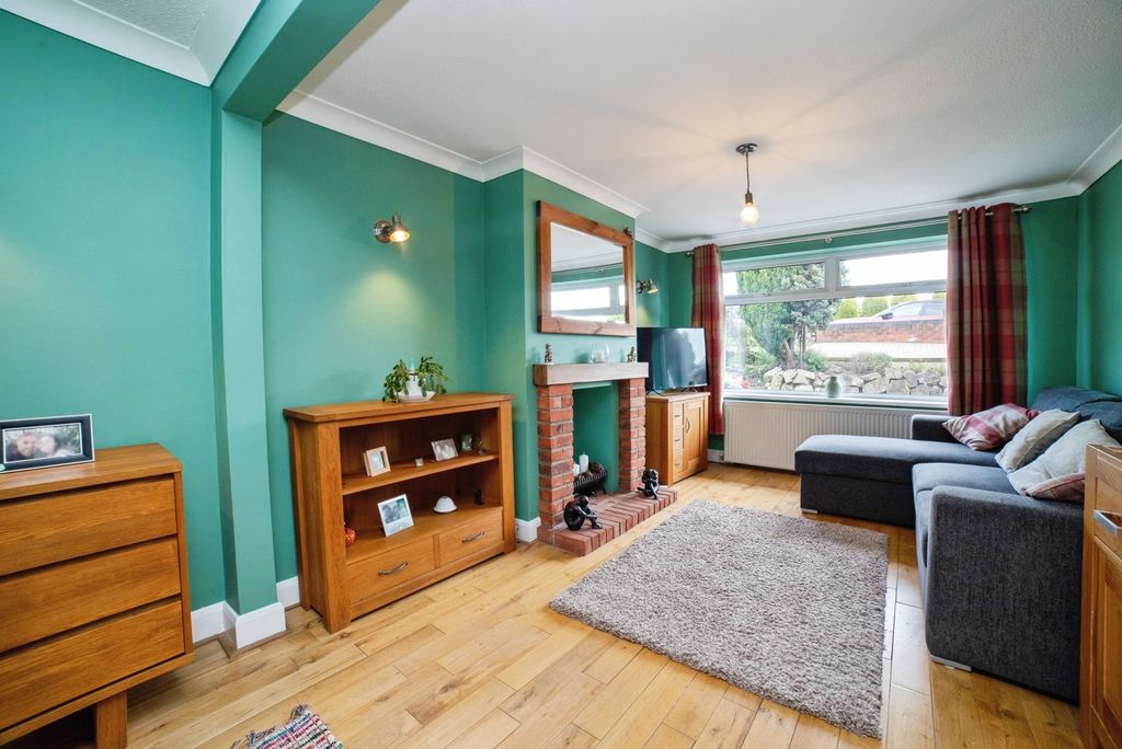 Property photo 3 of 20 Pbox-Img.Jpg