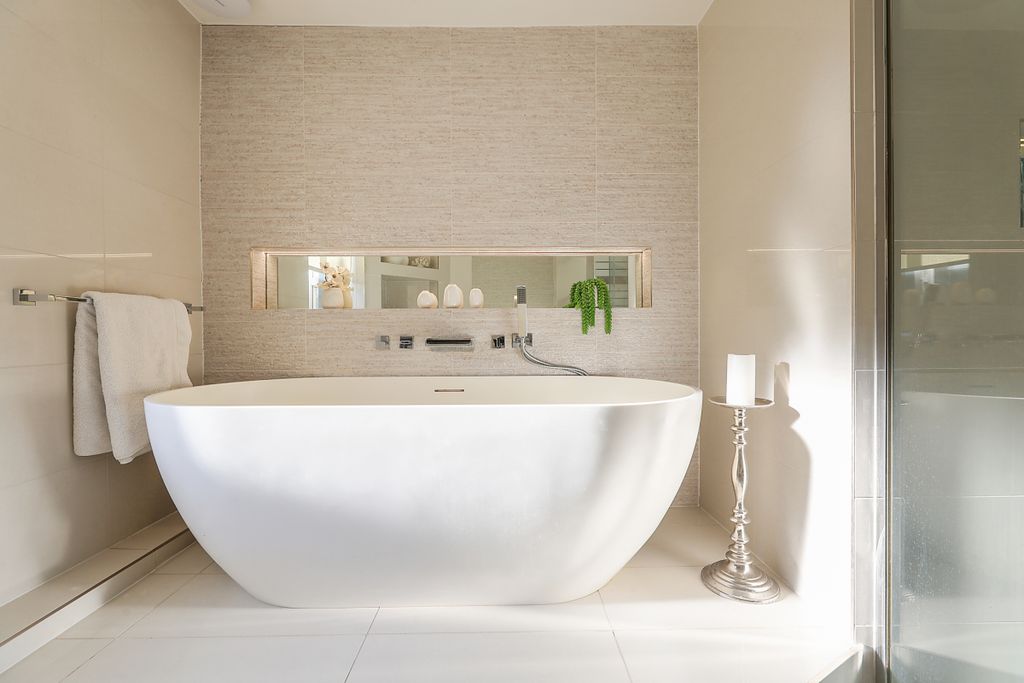 Property photo 2 of 26 Picture No. 04