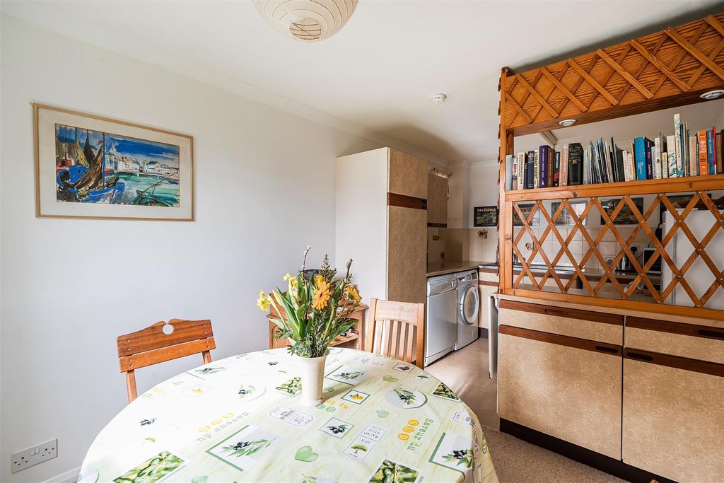 Property photo 3 of 25 1418751-9-699dc6256635c.Jpg