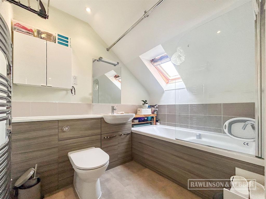 Additional image 12 of 3 bed flat for saleQueens Reach, East Molesey KT8