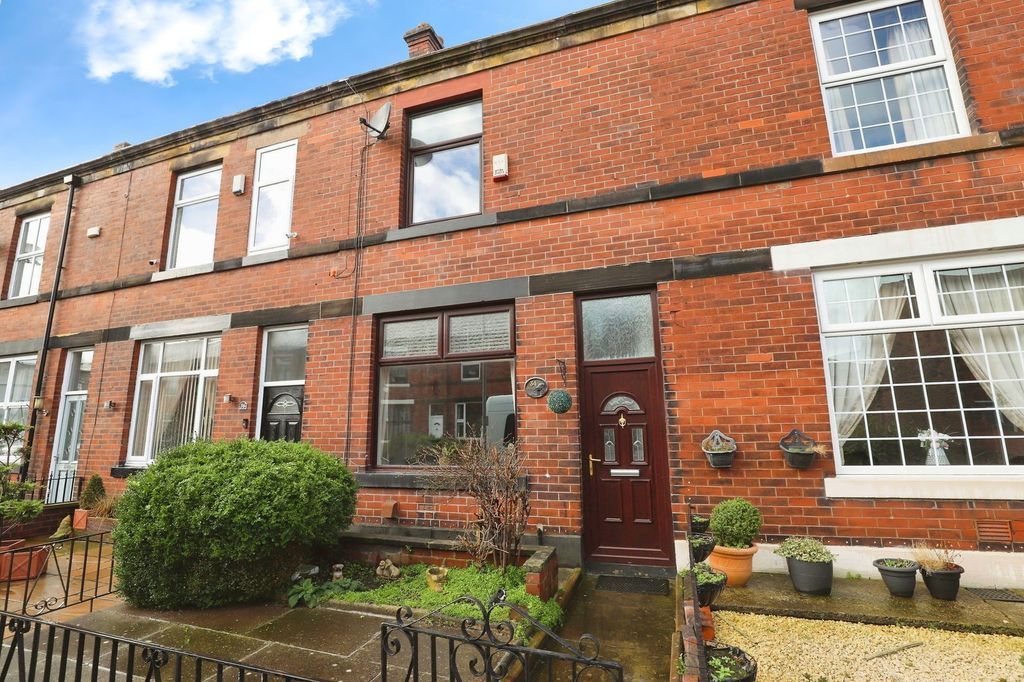 Property photo 1 of 21