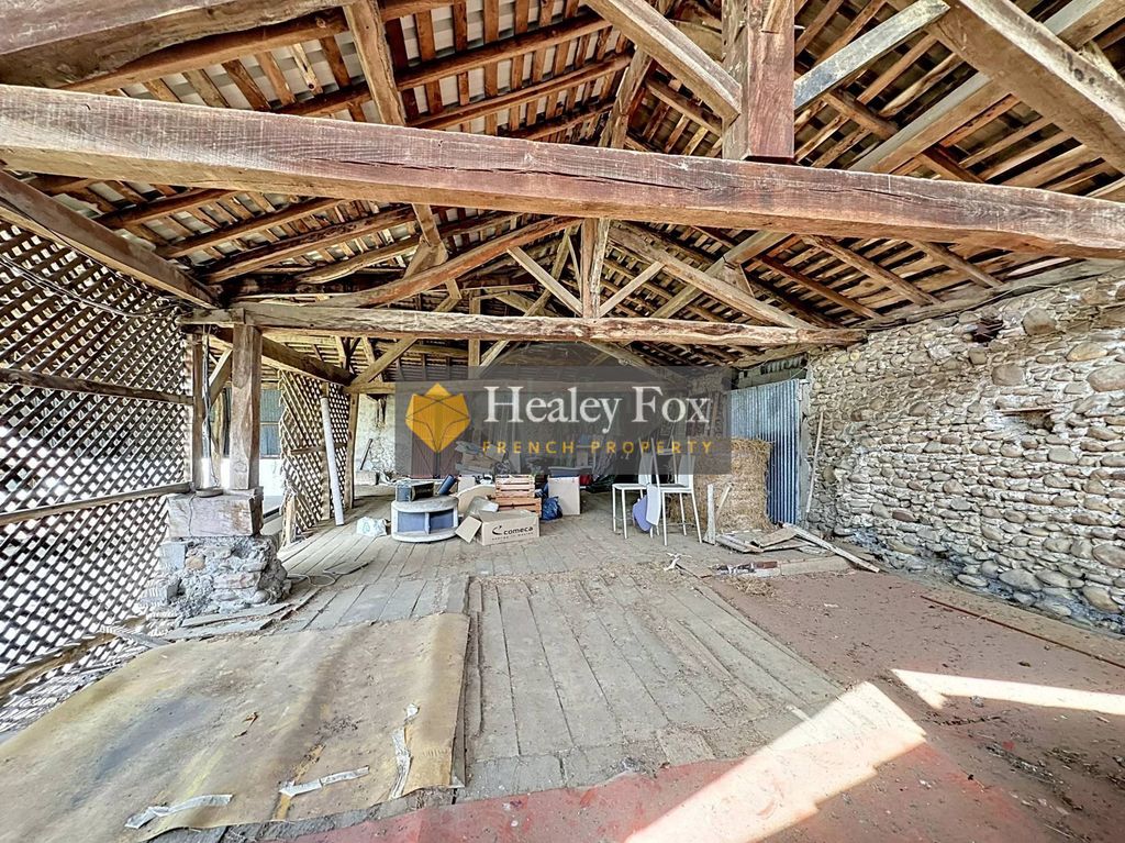 Property photo 3 of 15 B8E2Fbd4d4c8c15A26E52F5214221Cfc