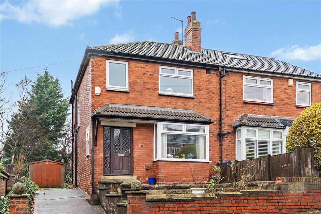 Property photo 1 of 11 Front