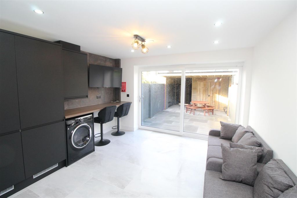 Property photo 2 of 16 Img_0733.Jpg