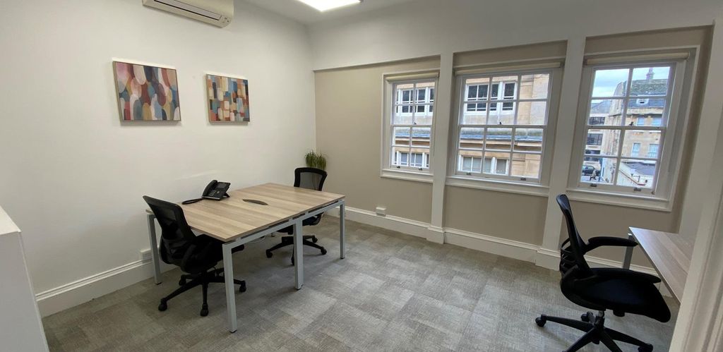 Property photo 3 of 6