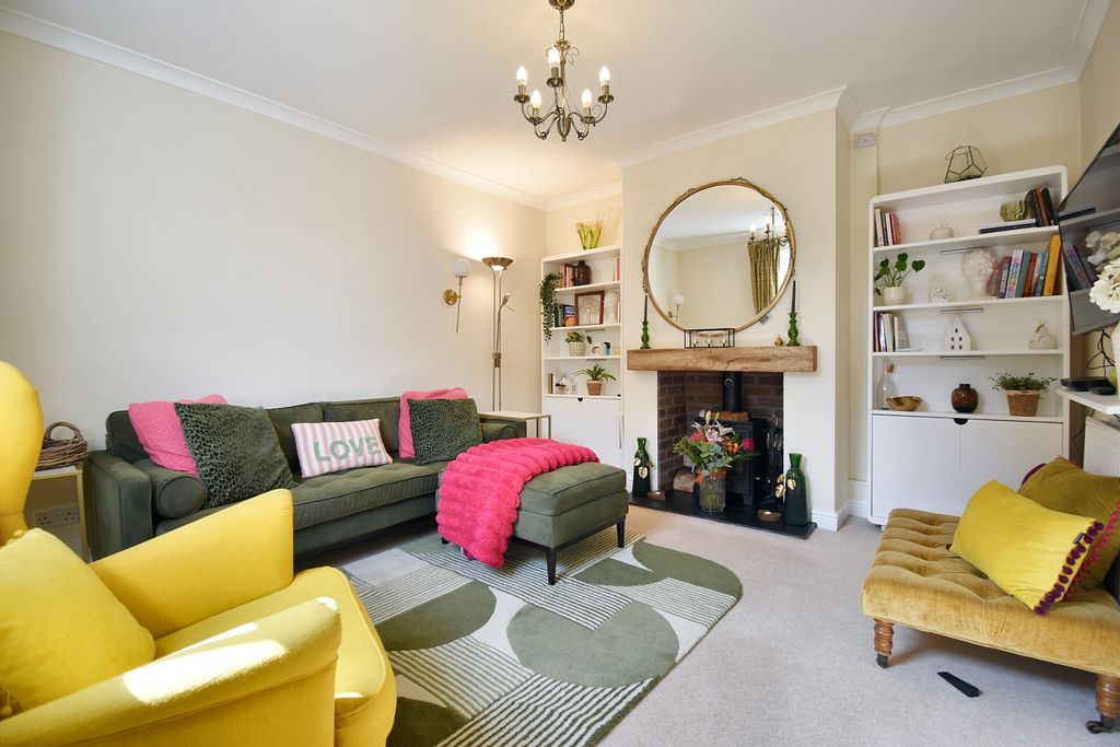 Property photo 2 of 19