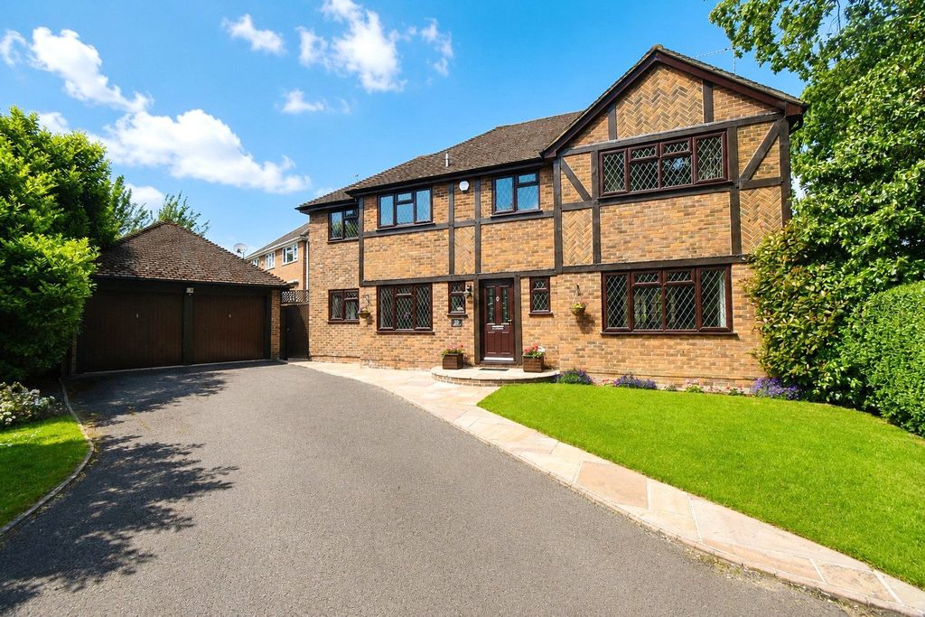 Property photo 1 of 22 Picture No. 27