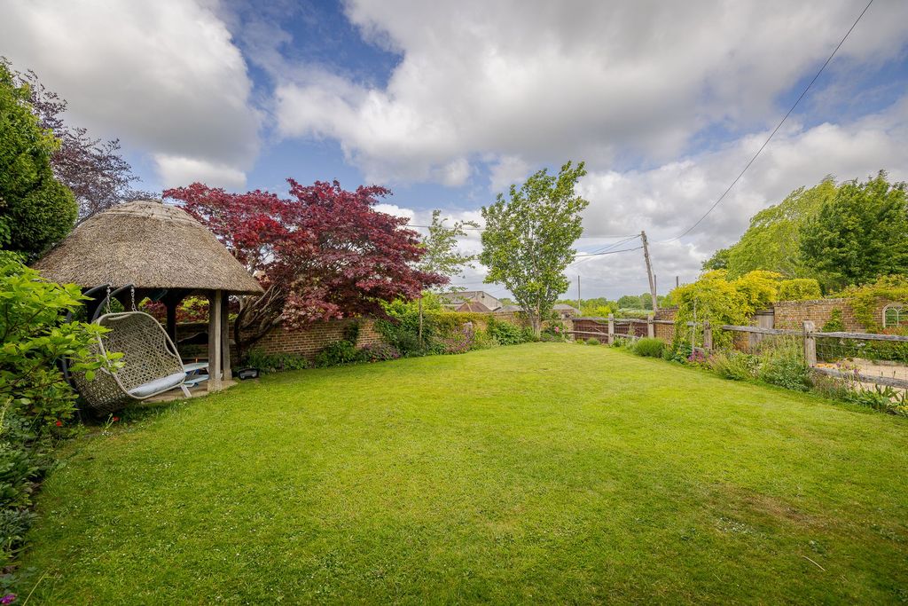 Additional image 19 of 4 bed property for saleWilderwick Road, Dormansland, East Grinstead RH19