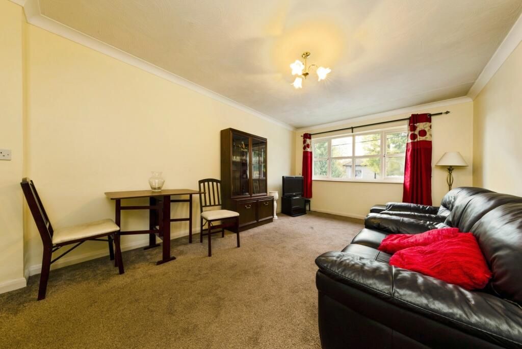 Property photo 2 of 13