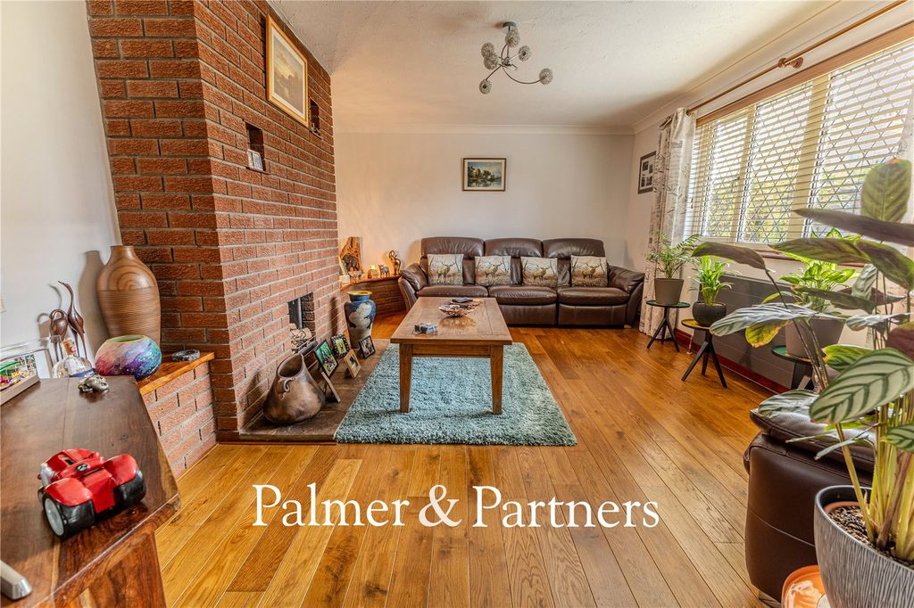 Property photo 3 of 33 Picture No. 64